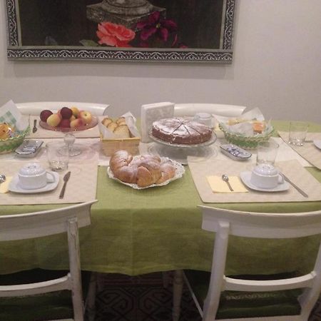 Bed and Breakfast Al Decoro Palermo Zewnętrze zdjęcie